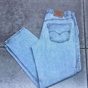 Levi's Classic Light Blue Straight Jeans